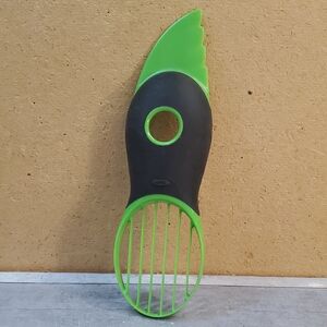 OXO Good Grips 3-in-1 Avocado Slicer 